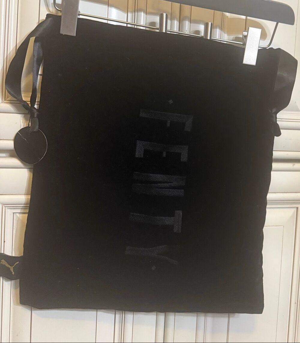 Fenty x Puma Satin Ribbon Drawstring Velour Velvet Dust Bag Black Medium NWT